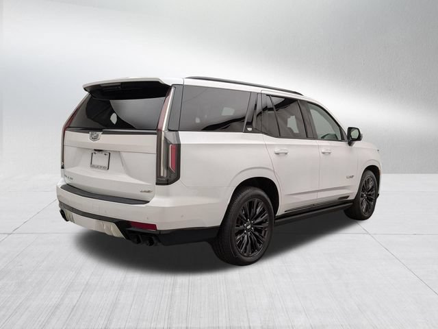 Certified 2024 Cadillac Escalade V w/ LPO, ONYX Package AWD/4WD image 5
