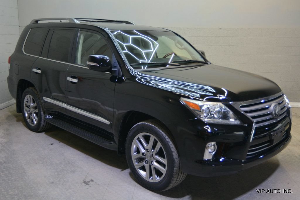 Used 2015 Lexus LX 570 4WD image 28
