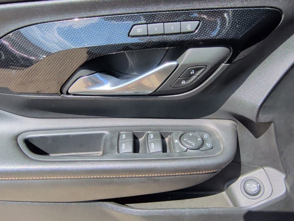 Used 2023 GMC Terrain AT4 image 11