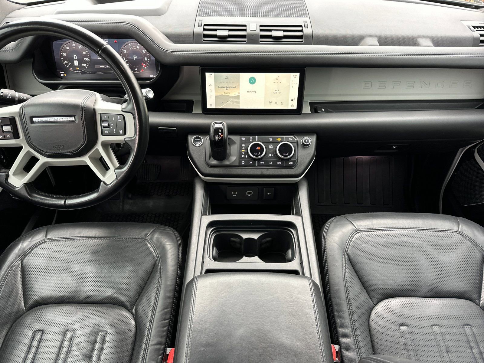 Used 2020 Land Rover Defender 110 HSE image 12