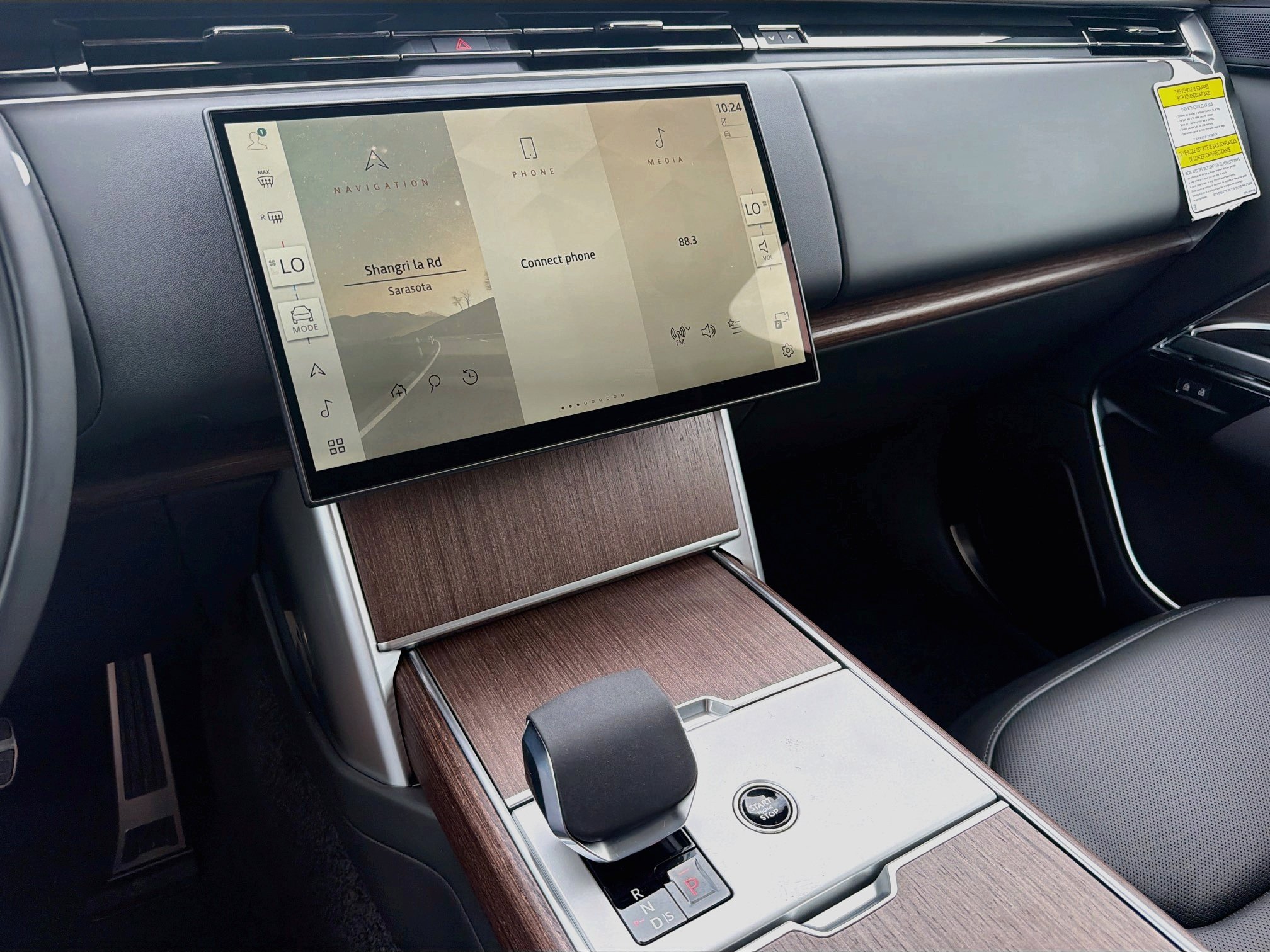 New 2026 Land Rover Range Rover SE AWD/4WD image 29