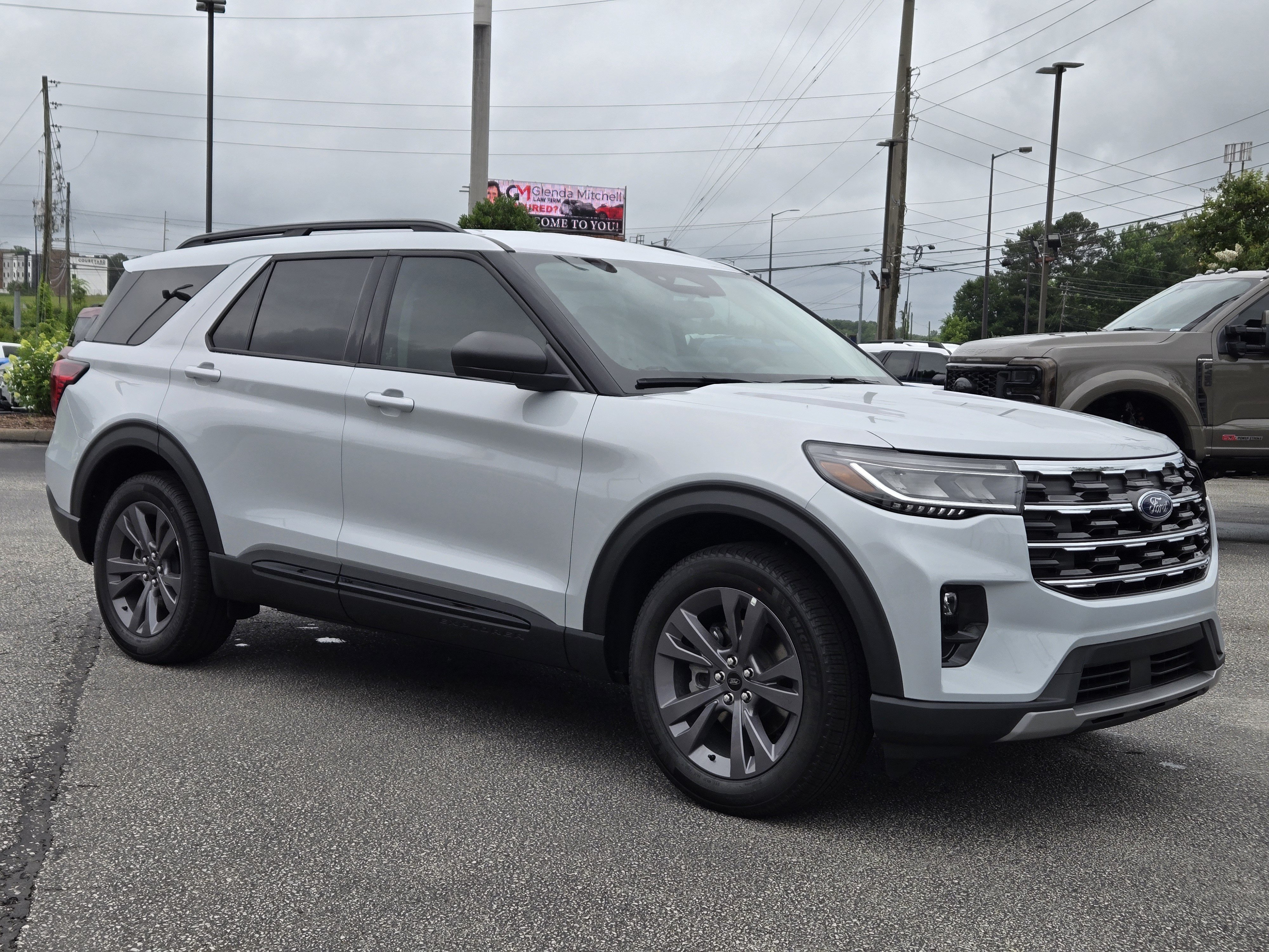 New 2026 Ford Explorer Active w/ Active Comfort Package AWD/4WD image 6