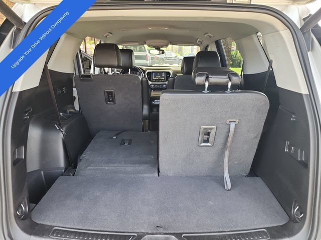 Used 2020 GMC Acadia SLT w/ LPO, Floor Liner Package FWD image 21