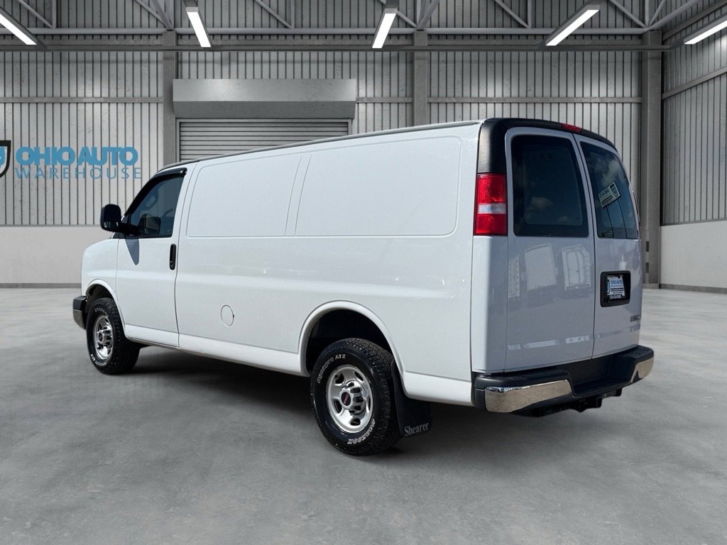 Used 2018 GMC Savana 2500 w/ Driver Convenience Package image 6