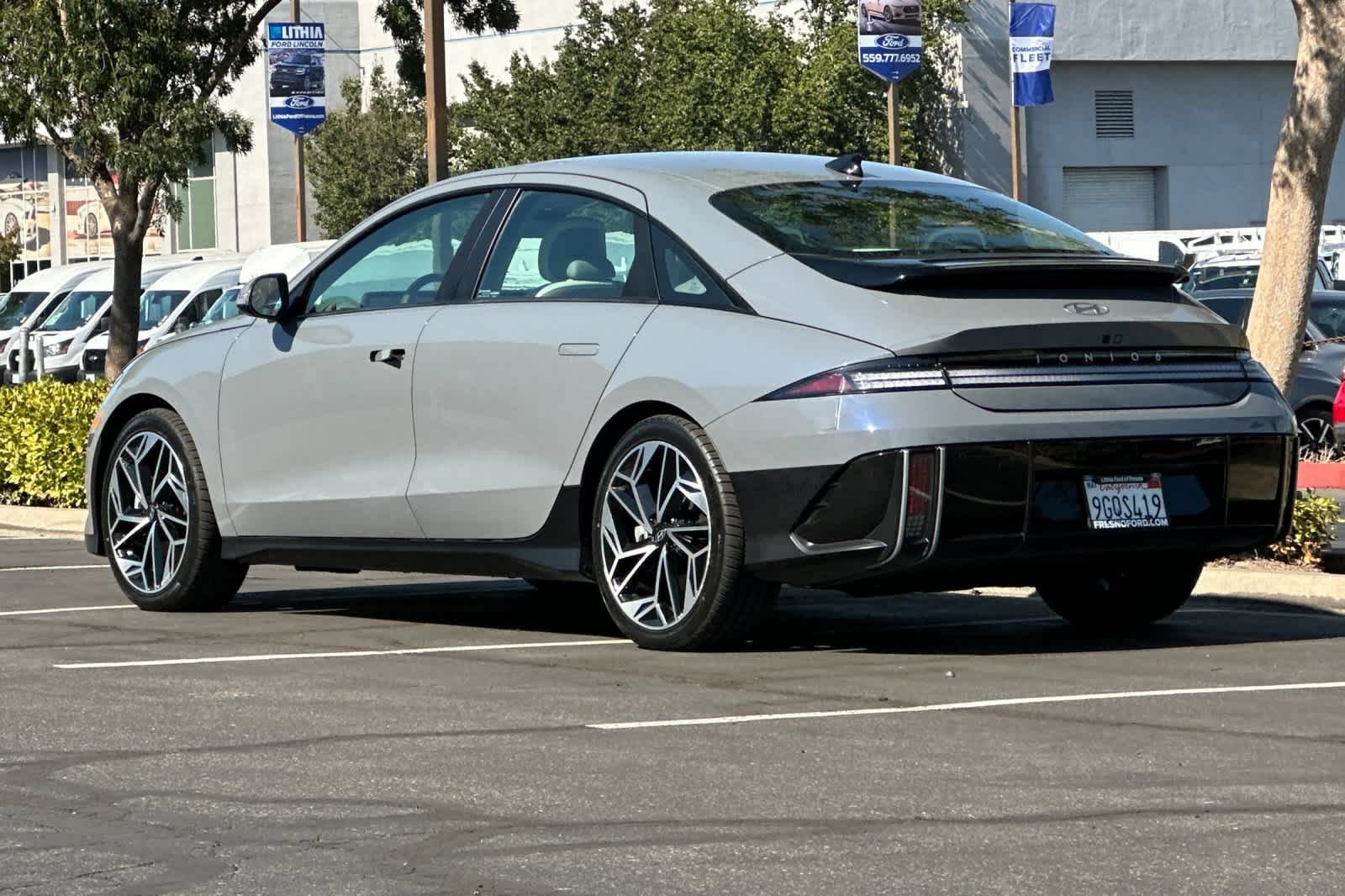 Used 2023 Hyundai Ioniq 6 SEL RWD image 7