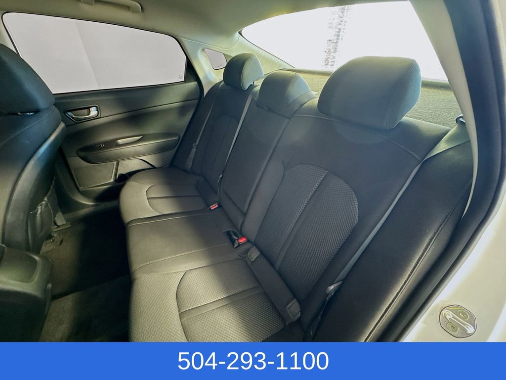 Used 2018 Kia Optima LX w/ 17" Alloy Wheels Package image 22