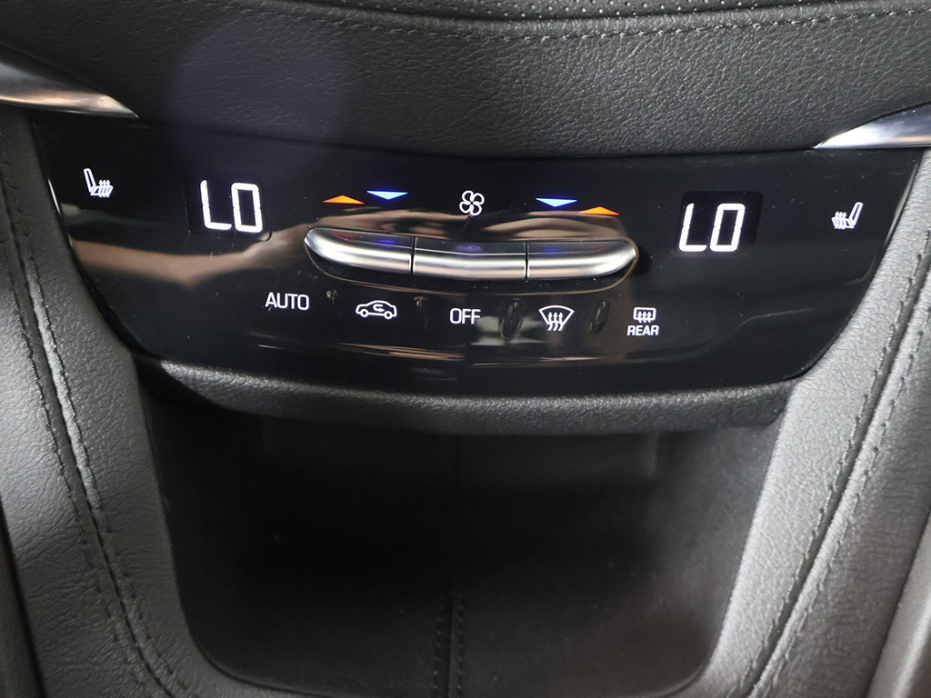 Used 2024 Cadillac XT6 Luxury w/ LPO, Floor Liner Package AWD/4WD image 47