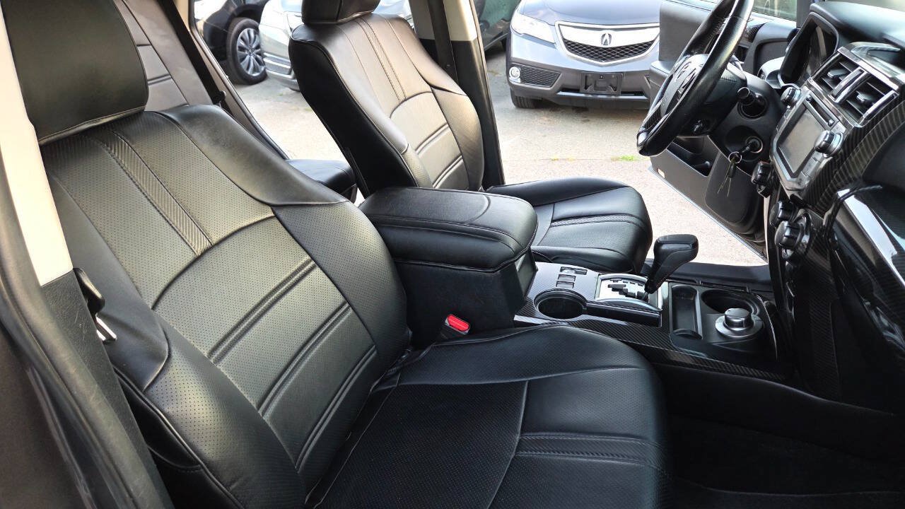 Used 2014 Toyota 4Runner SR5 AWD/4WD image 52