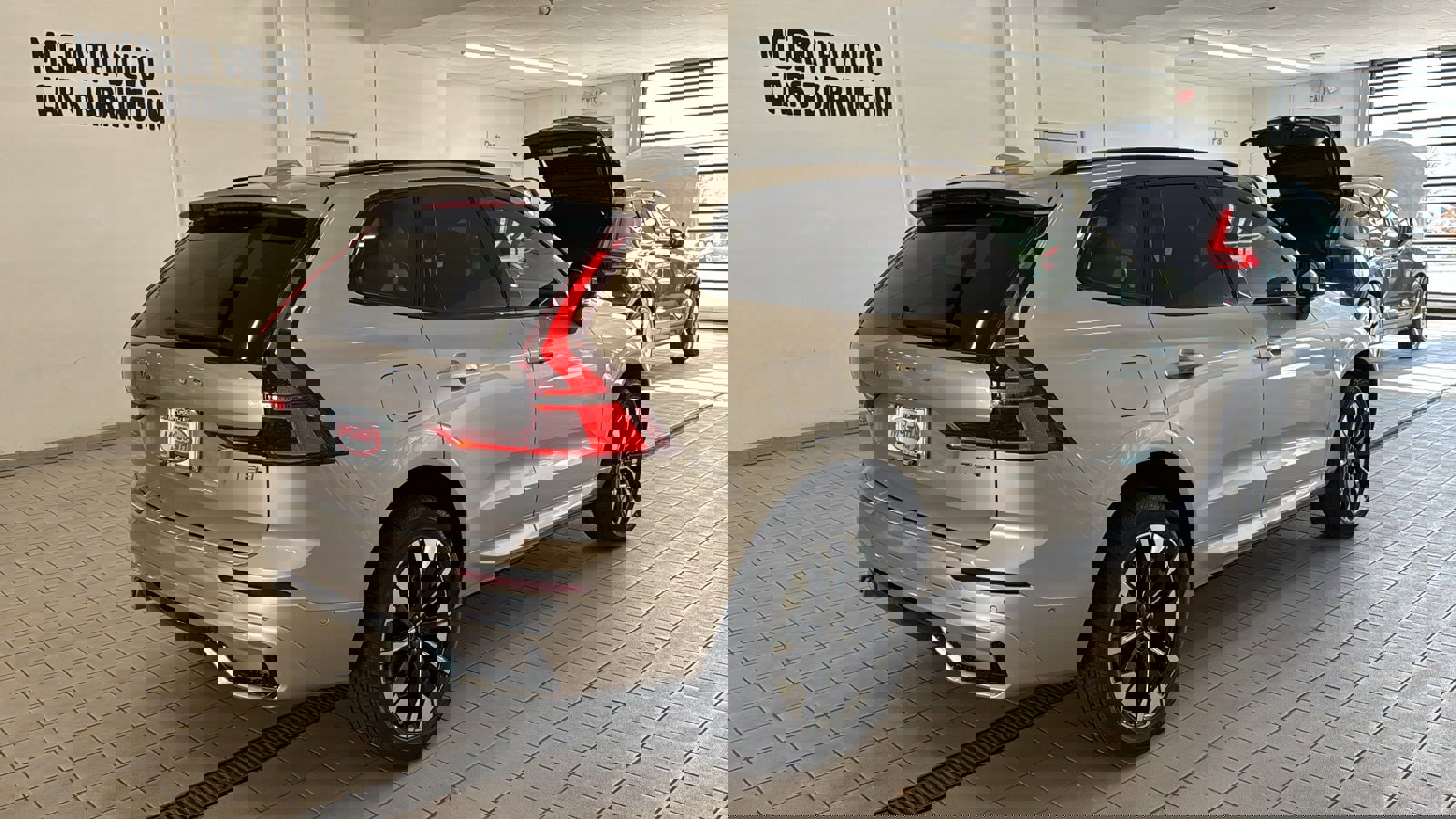 New 2026 Volvo XC60 T8 Plus w/ Protection Package Premier image 5