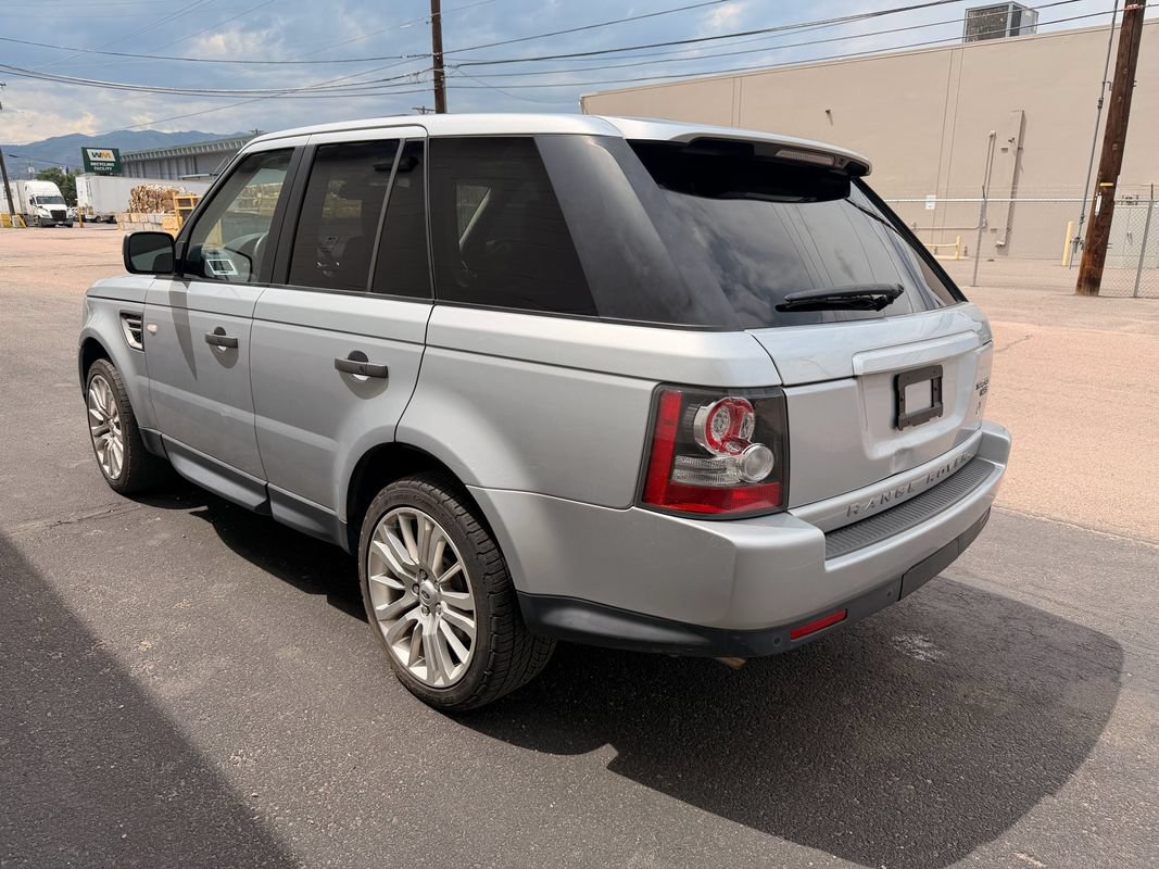 Used 2010 Land Rover Range Rover Sport HSE AWD/4WD image 3