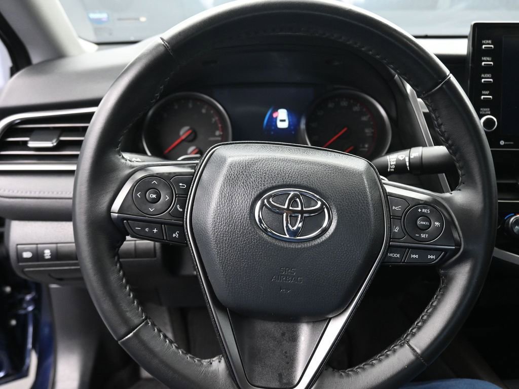 Used 2021 Toyota Camry XSE image 15