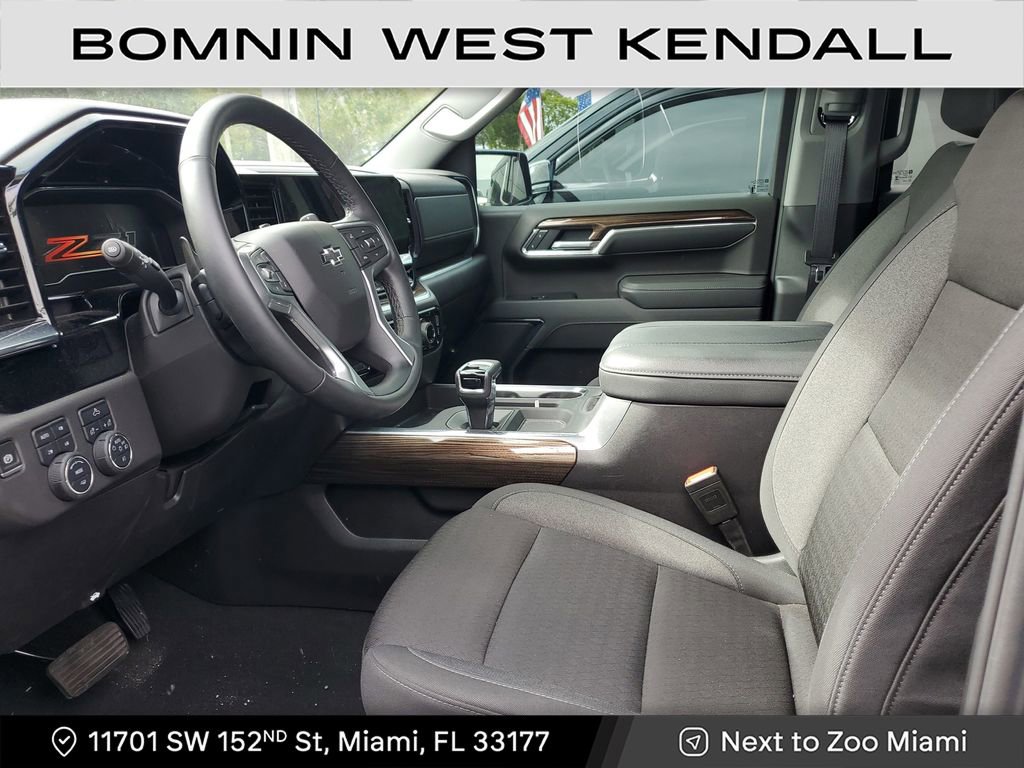 Used 2025 Chevrolet Silverado 1500 RST w/ Z71 Off-Road Package image 12