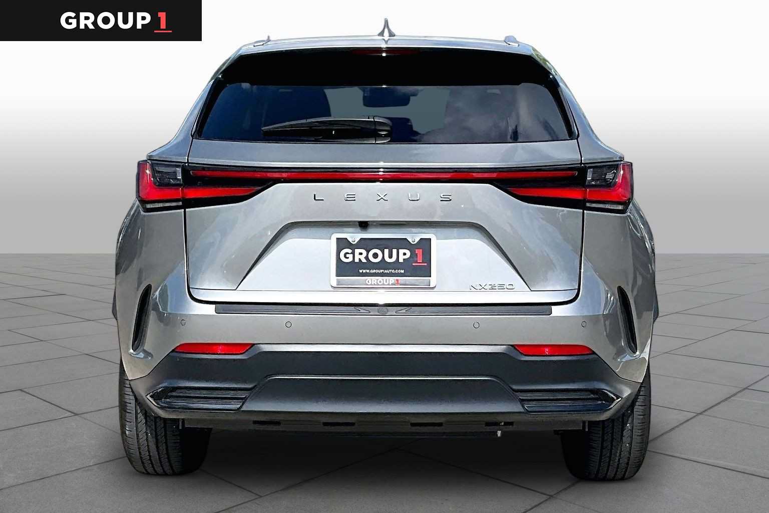 Used 2025 Lexus NX 250 FWD w/ Accessory Package (Z2) image 5