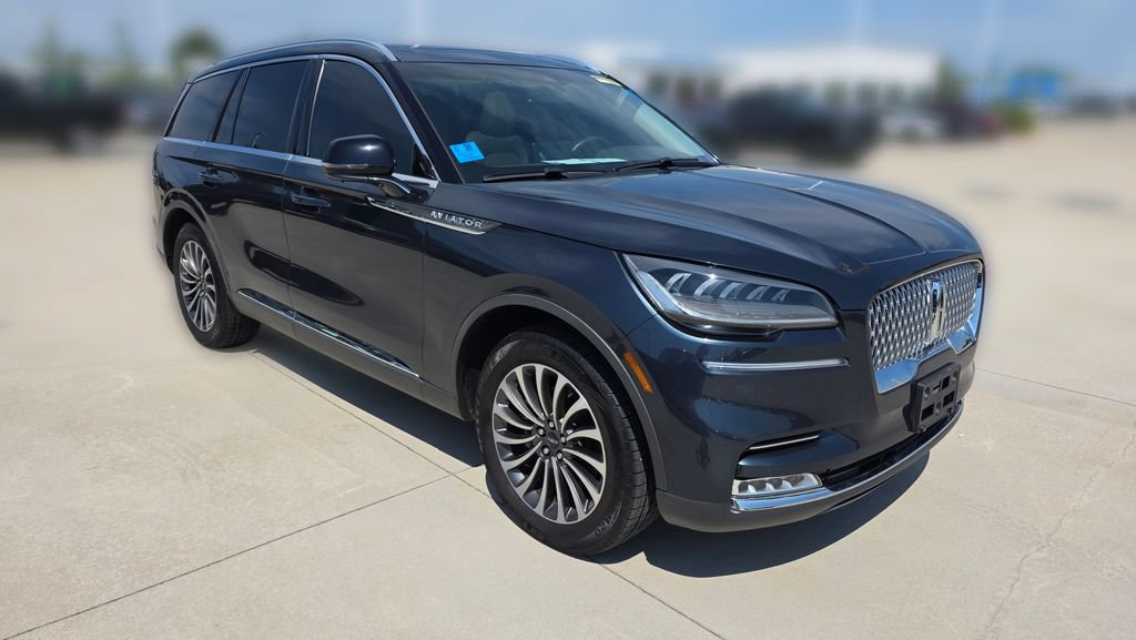 Used 2021 Lincoln Aviator Reserve AWD/4WD image 7
