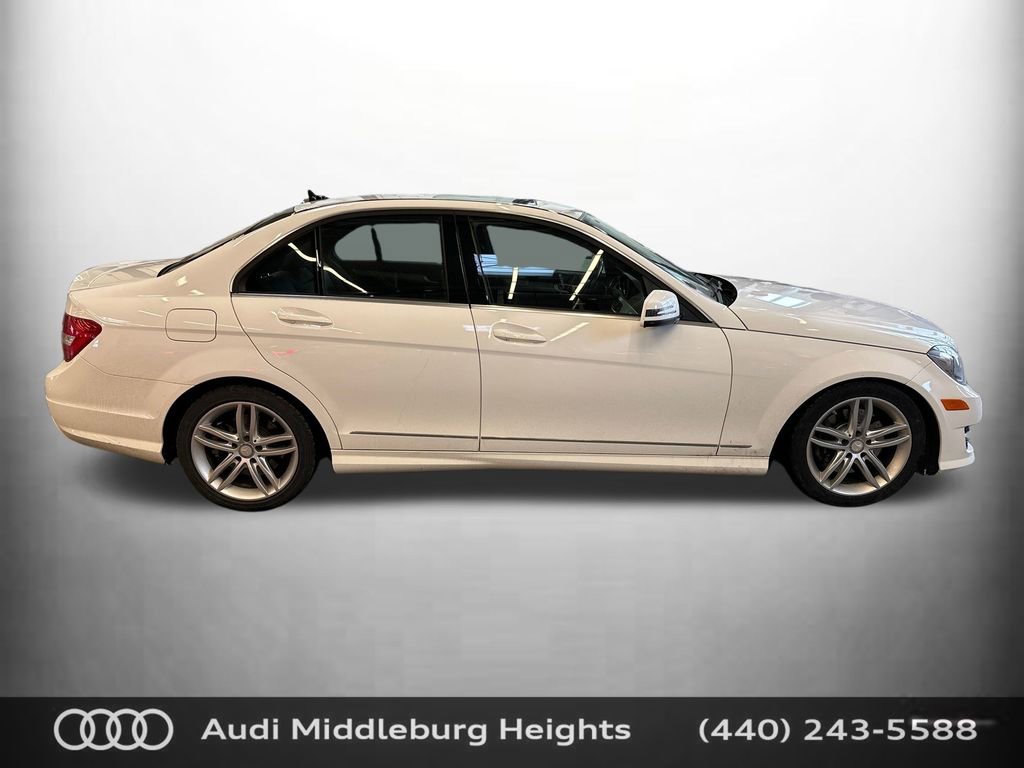 Used 2013 Mercedes-Benz C 300 4MATIC Sedan image 8