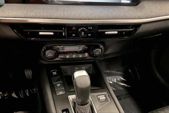 New 2026 Nissan Kicks SV image 24