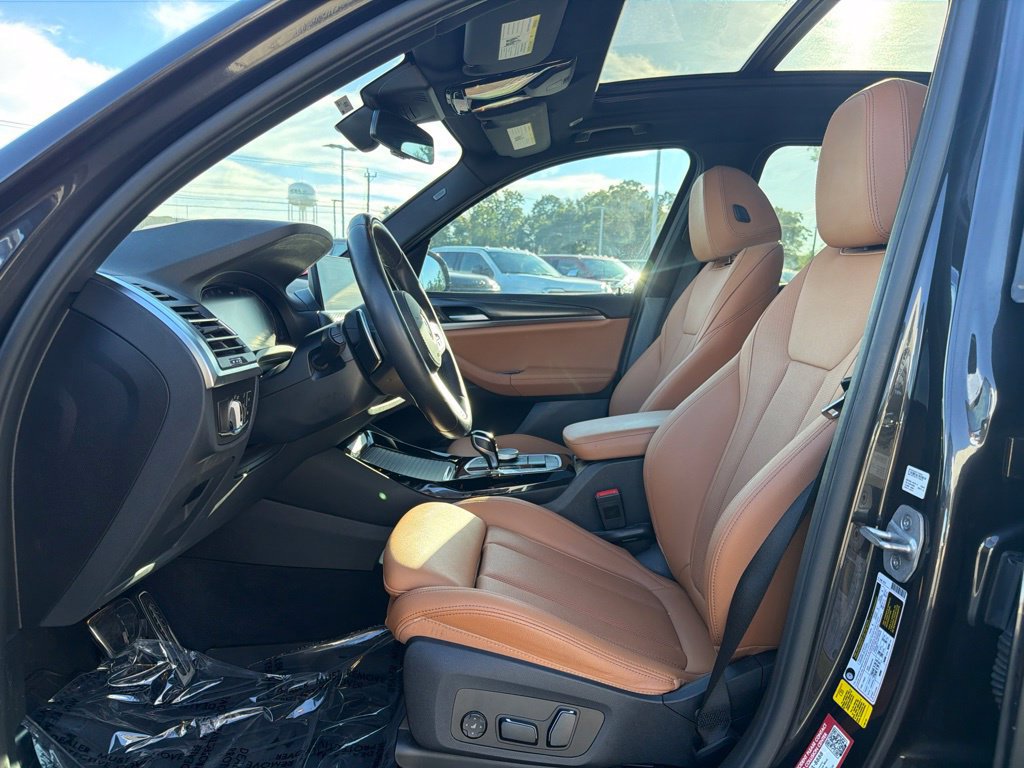 Used 2024 BMW X3 sDrive30i w/ M Sport Package RWD image 11