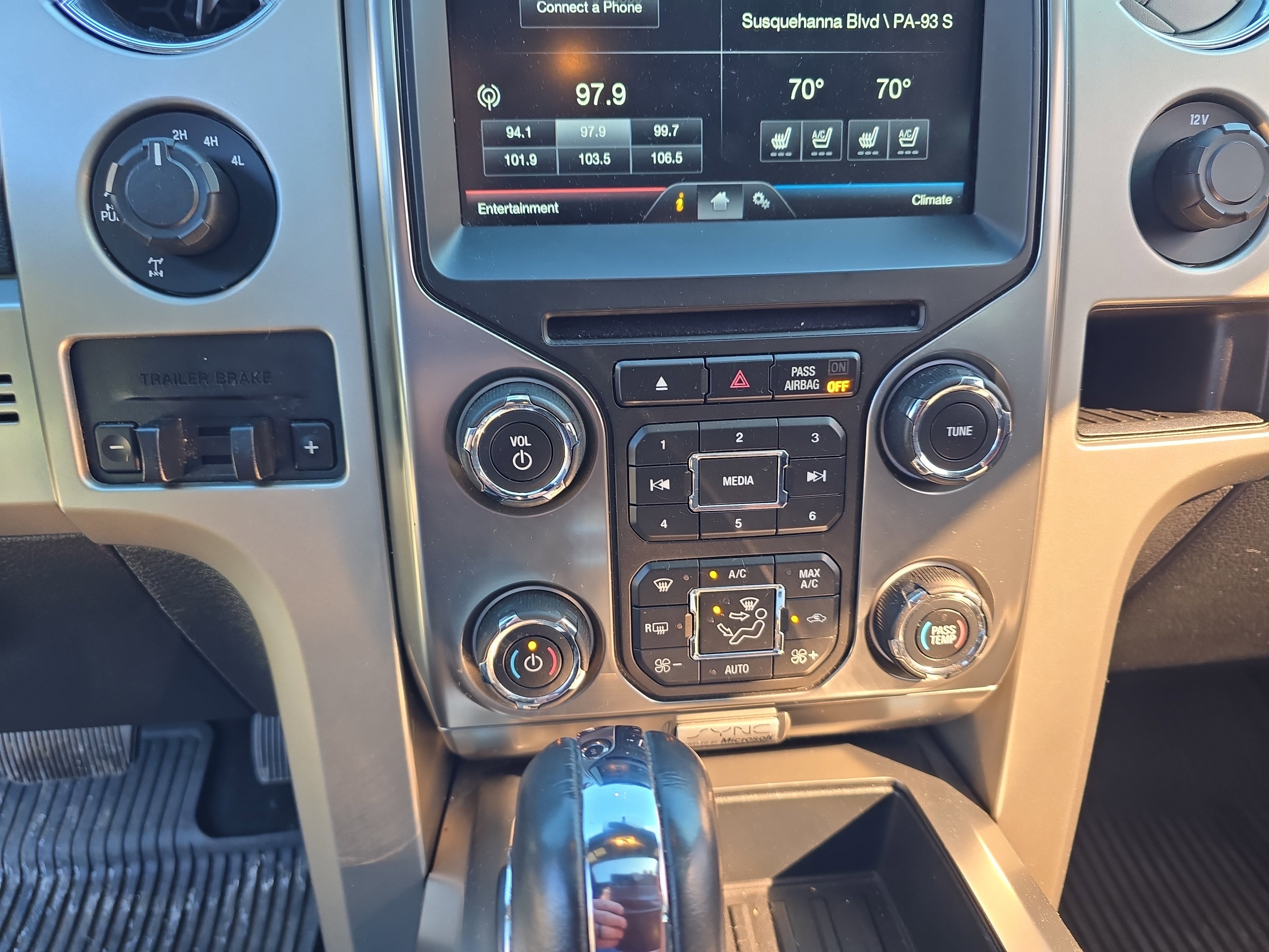 Used 2014 Ford F150 FX4 w/ Equipment Group 402A Luxury image 30