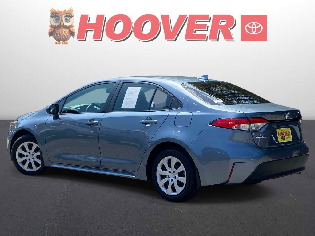 Used 2025 Toyota Corolla LE FWD image 5