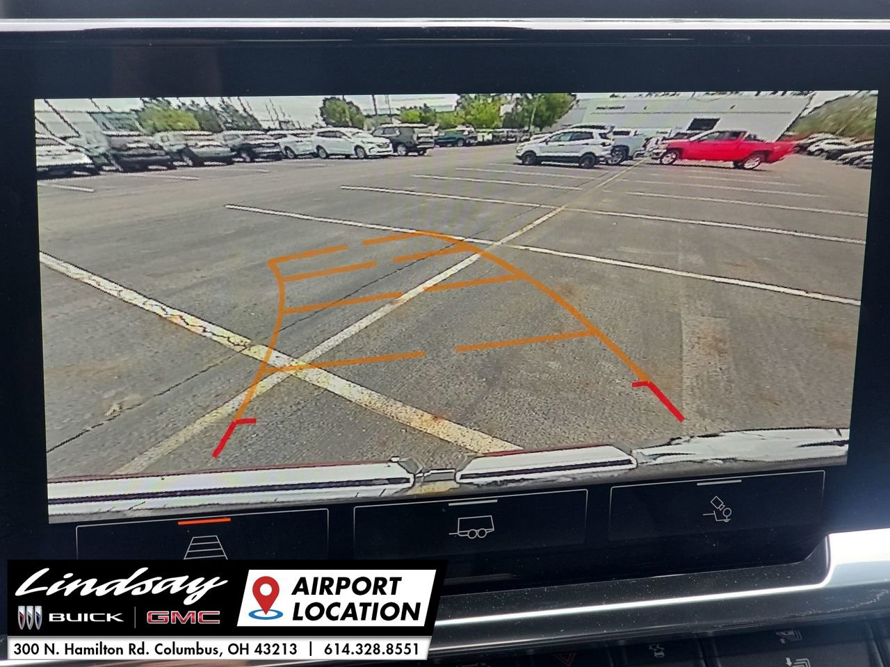 New 2025 GMC Sierra 1500 SLE w/ Preferred Package image 16