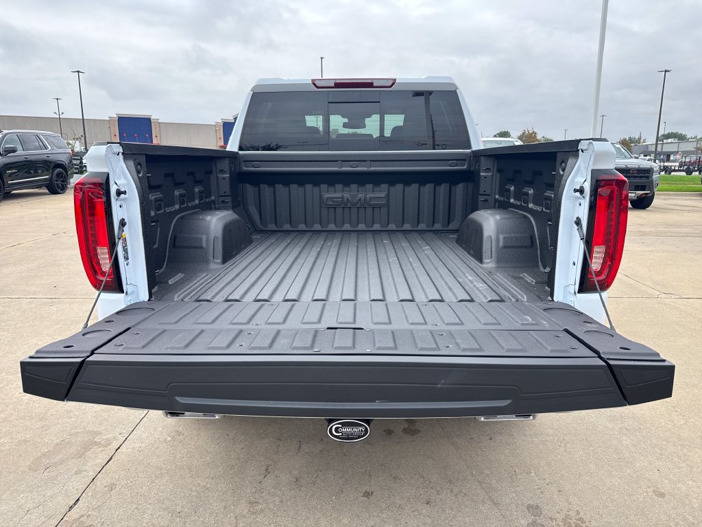 New 2026 GMC Sierra 1500 SLT w/ SLT Premium Plus Package AWD/4WD image 11