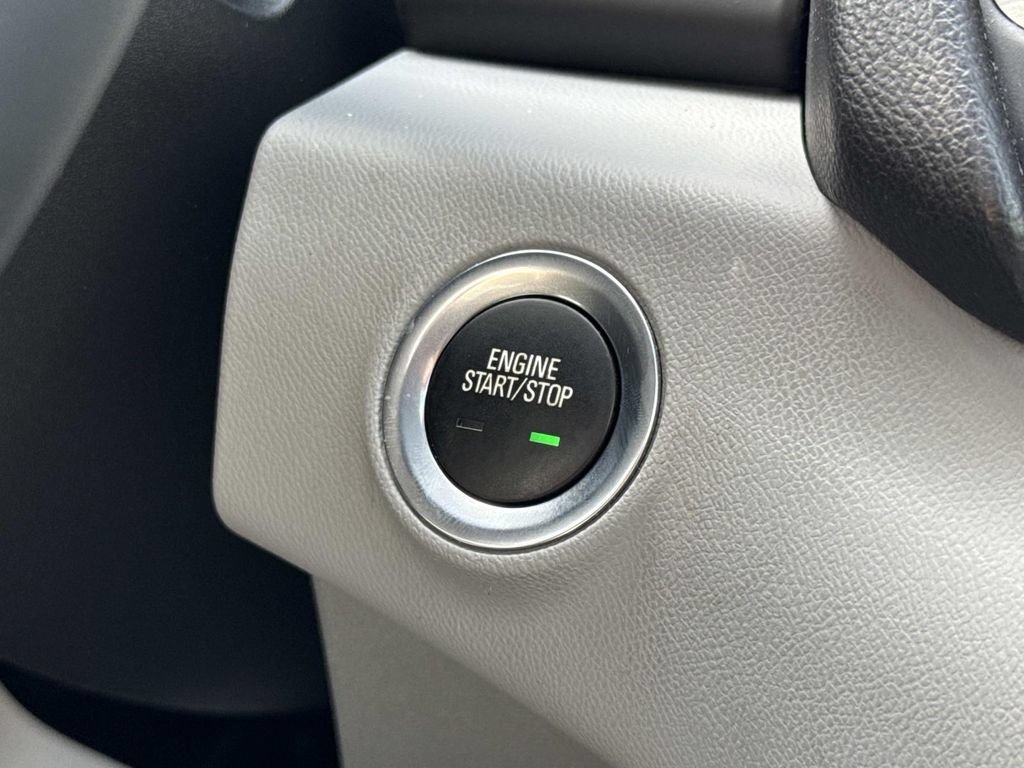 Used 2023 GMC Terrain SLT w/ Infotainment Package II AWD/4WD image 15