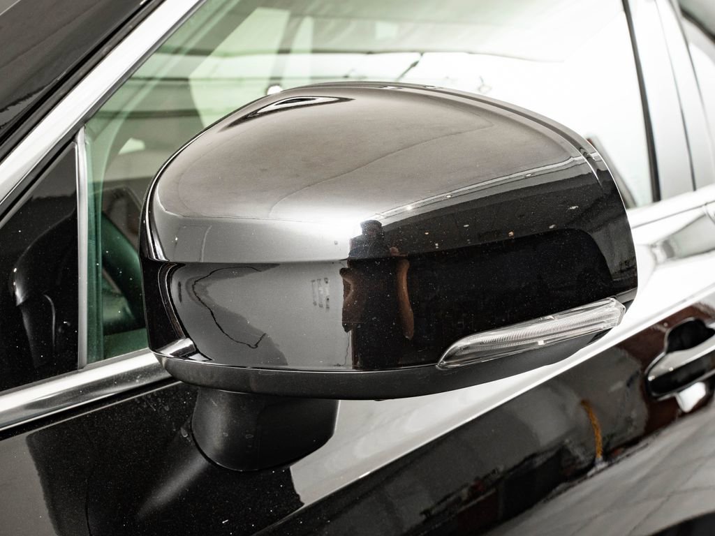 Used 2022 Volvo XC90 T6 Momentum AWD/4WD image 16