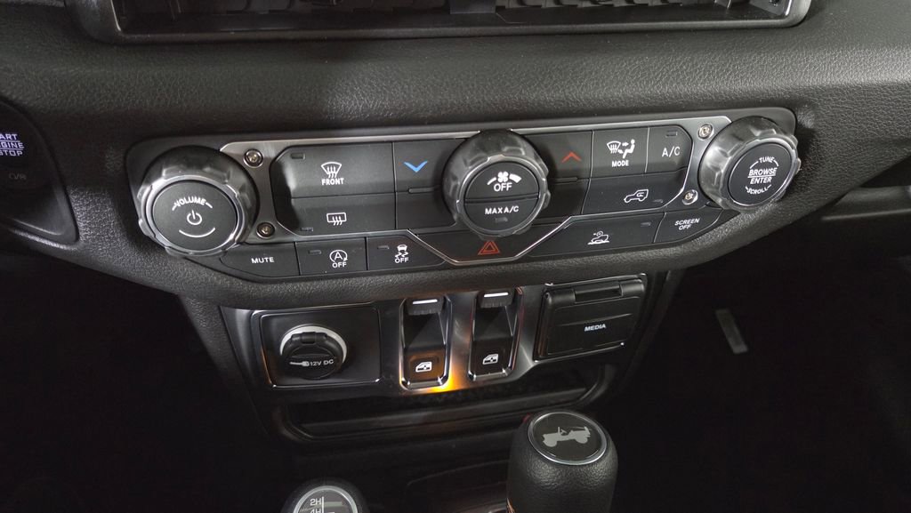 New 2026 Jeep Wrangler Sport AWD/4WD image 23