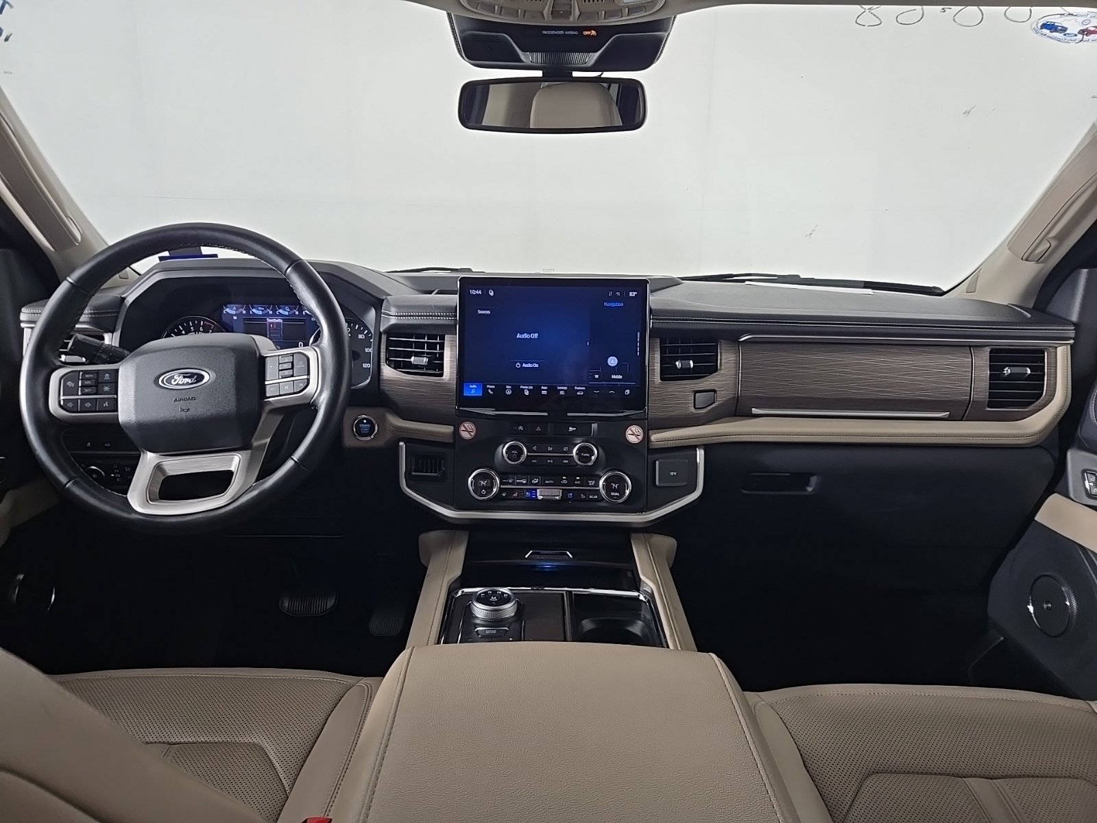 Used 2024 Ford Expedition Limited RWD image 9