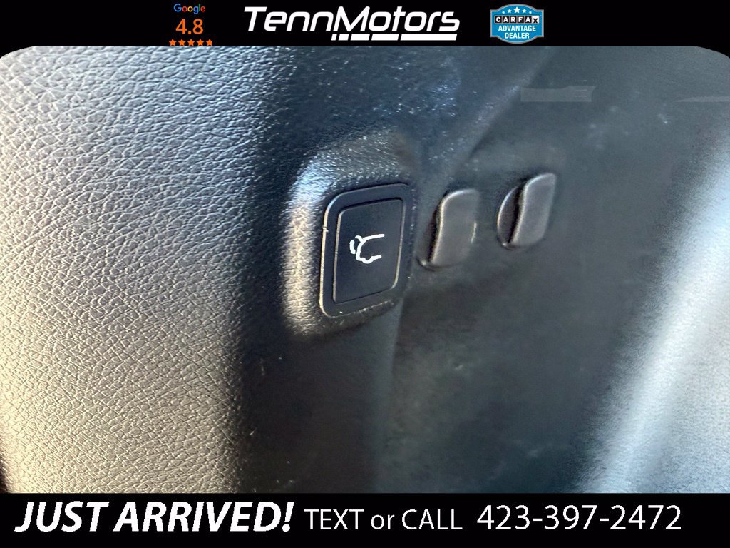 Used 2019 Jeep Cherokee Trailhawk AWD/4WD image 14