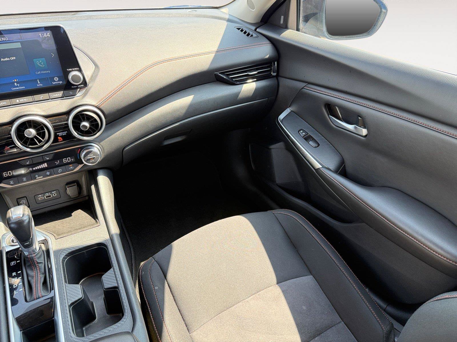Used 2025 Nissan Sentra SR w/ Midnight Edition FWD image 12