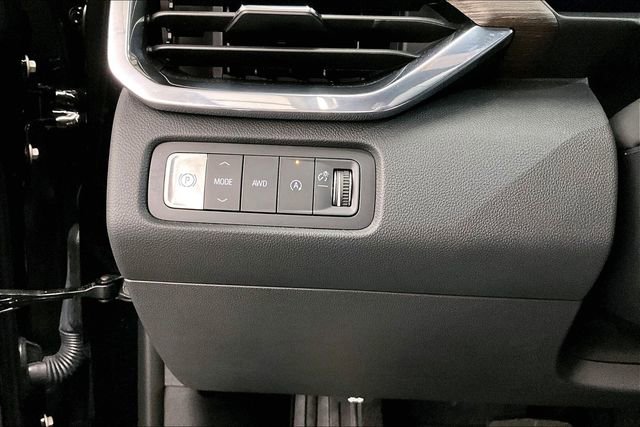 Used 2025 GMC Acadia Denali w/ Super Cruise Package image 39