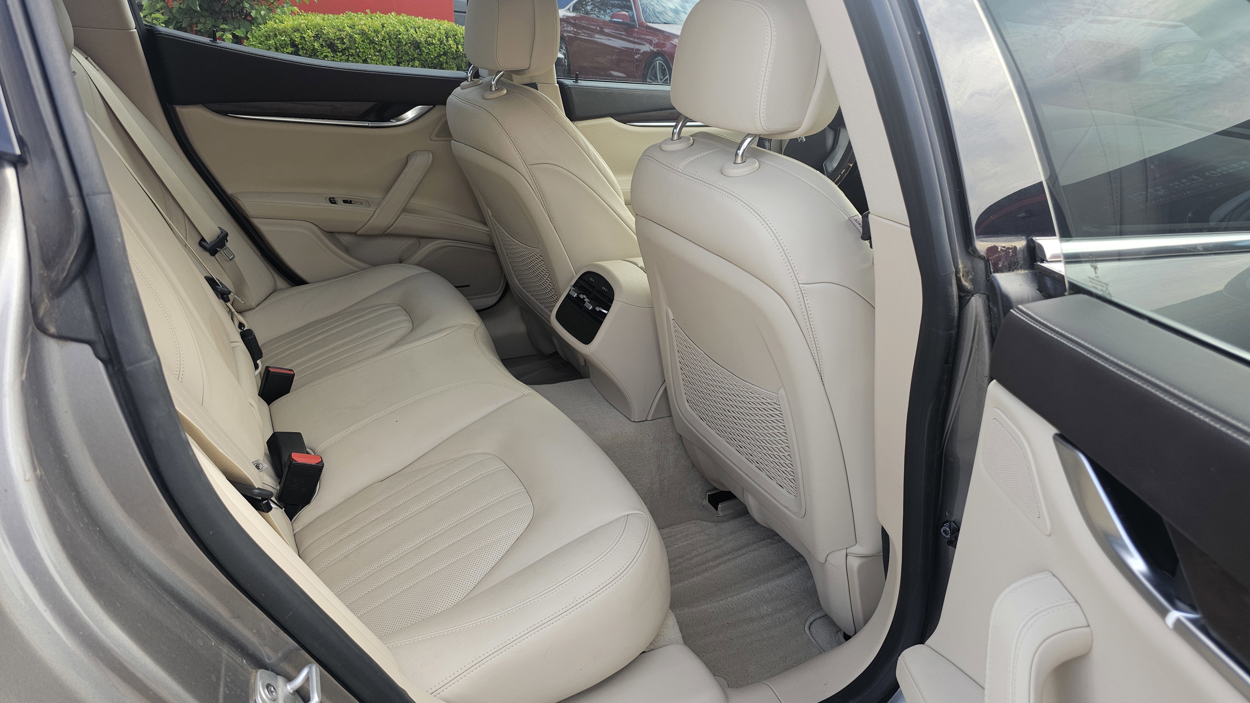 Used 2018 Maserati Ghibli GranLusso image 29