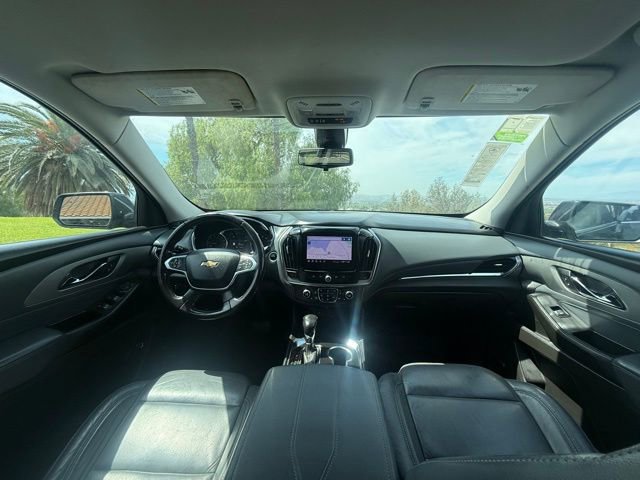 Used 2021 Chevrolet Traverse LT w/ LT Premium Package FWD image 18
