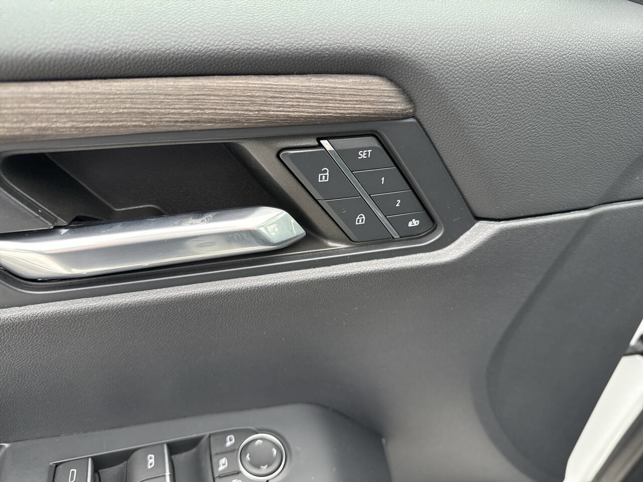 Used 2024 GMC Acadia Denali w/ LPO, Floor Liner Package image 31