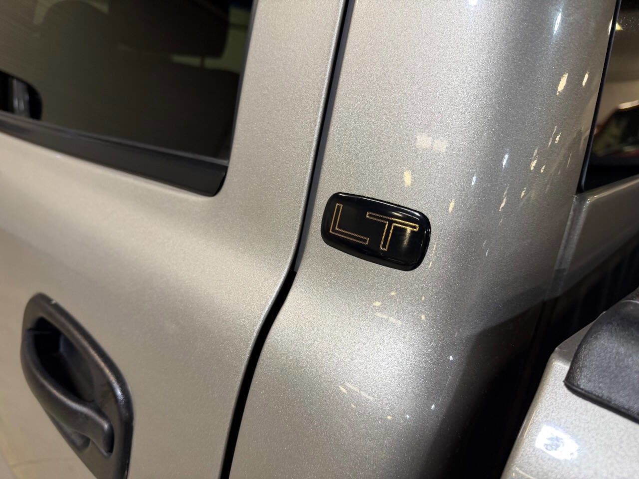 Used 2003 Chevrolet Silverado 3500 LT w/ Skid Plate Package image 45