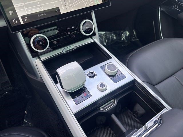 Used 2023 Land Rover Range Rover SV AWD/4WD image 29