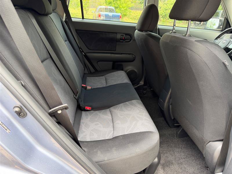 Used 2011 Scion xB FWD image 40
