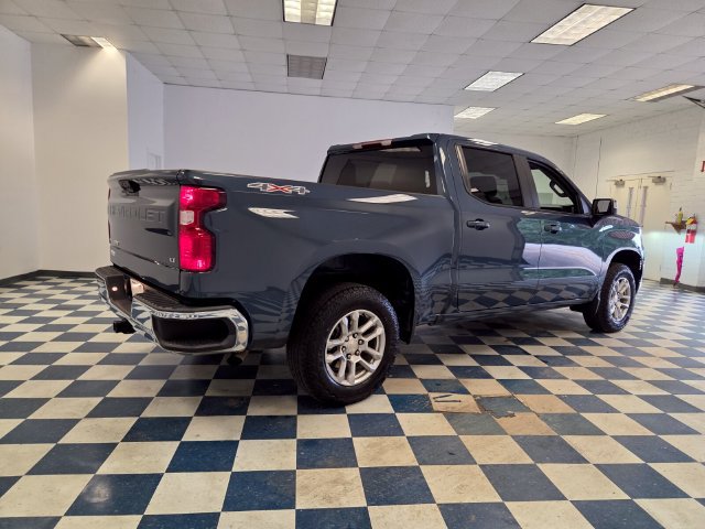 Used 2024 Chevrolet Silverado 1500 LT AWD/4WD image 8