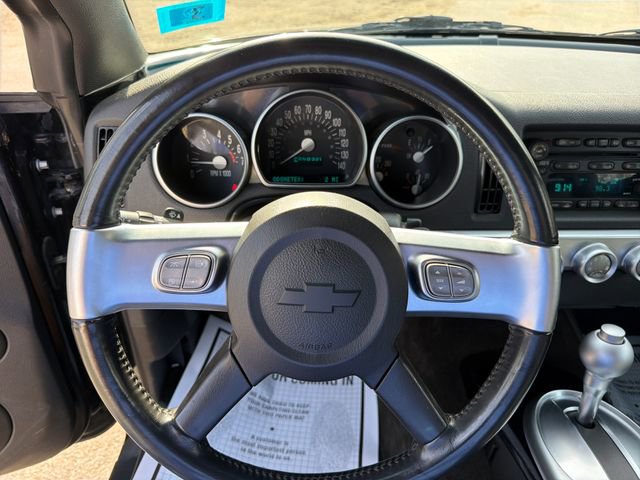 Used 2004 Chevrolet SSR w/ Preferred Equipment Group RWD image 30