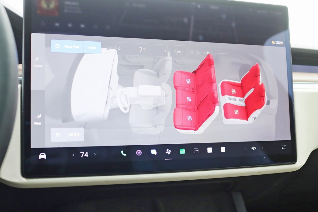 Used 2022 Tesla Model X image 17