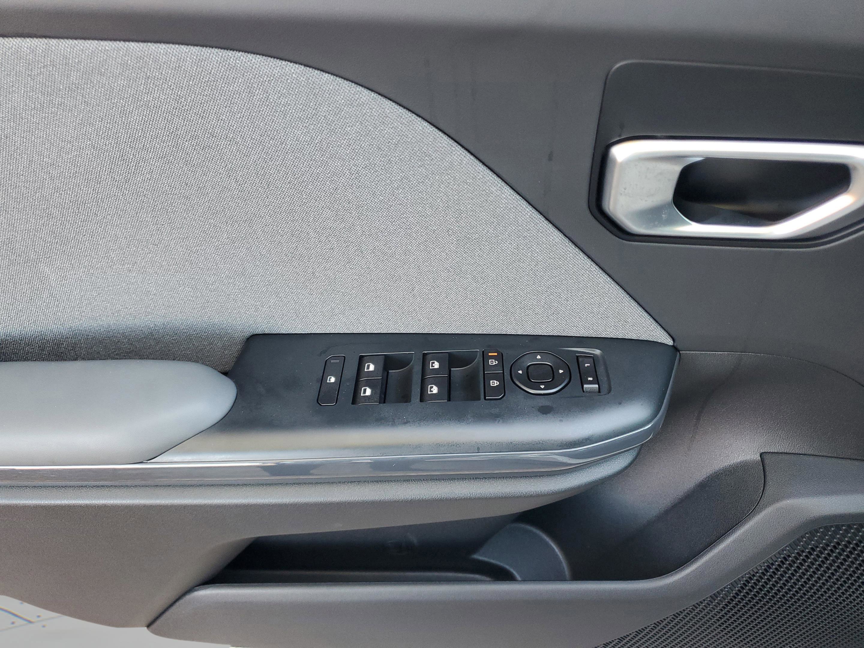 New 2025 Kia K4 EX image 21