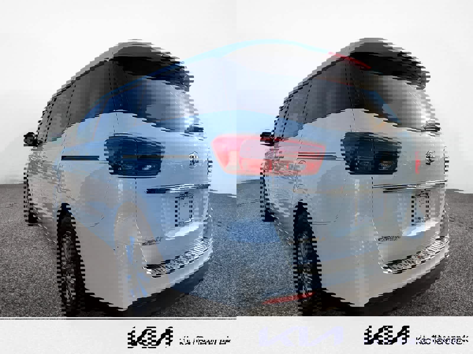 Used 2021 Kia Sedona LX FWD image 7