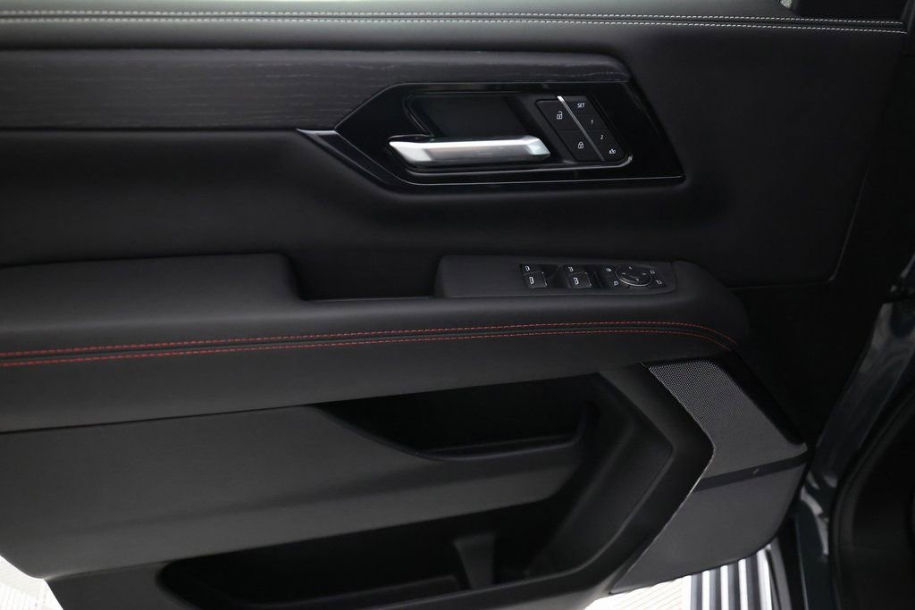 Used 2026 GMC Yukon XL AT4 Ultimate w/ LPO, Floor Liner Package image 20