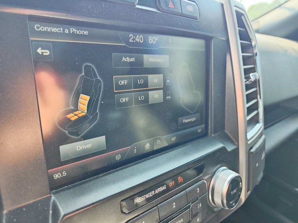Used 2015 Ford F150 Platinum w/ Equipment Group 701A Luxury AWD/4WD image 22