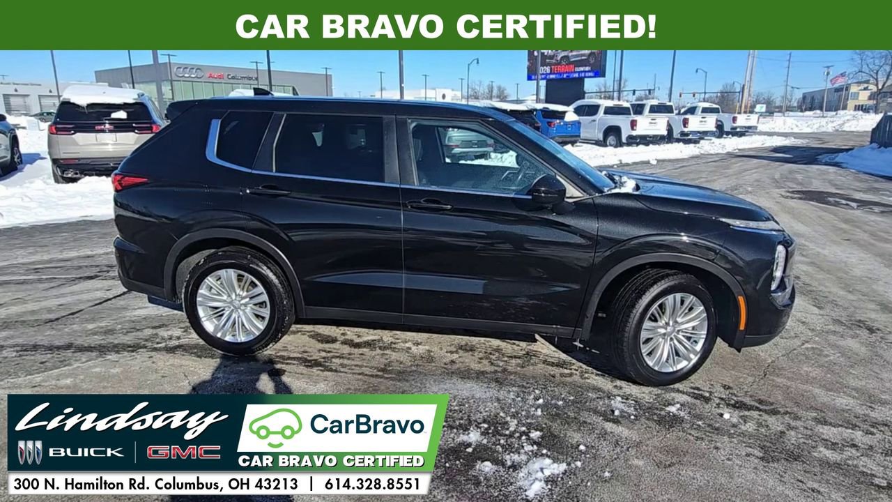 Used 2023 Mitsubishi Outlander ES image 9