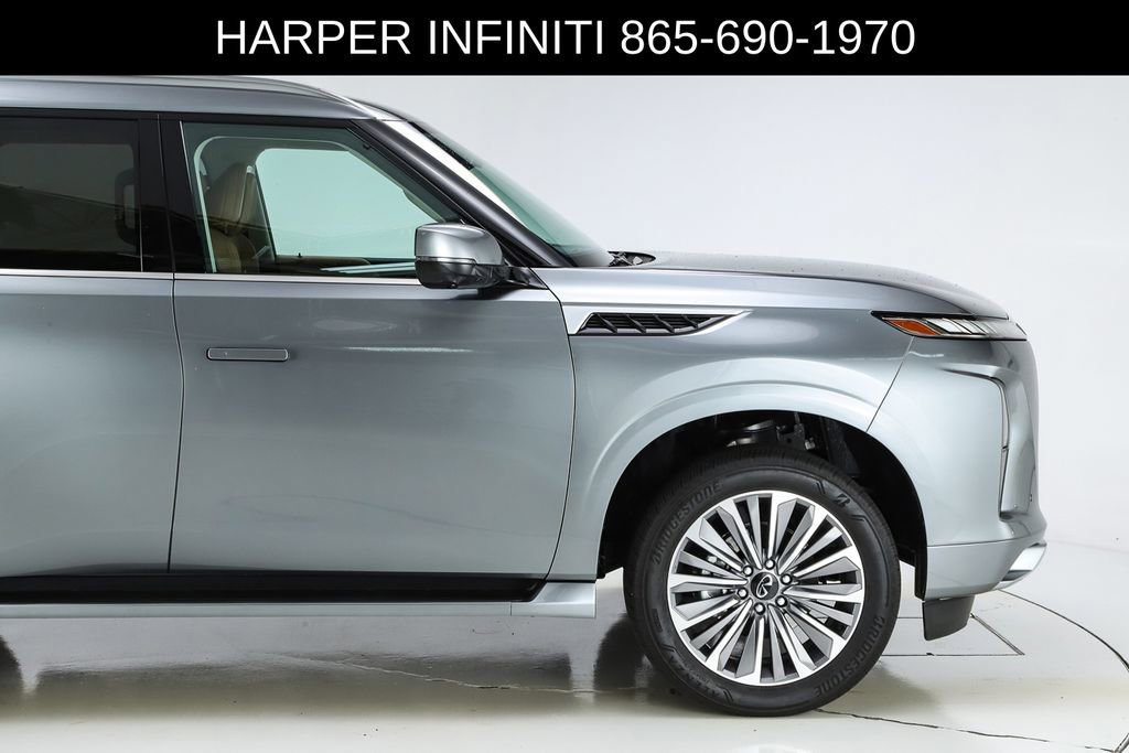 Used 2025 INFINITI QX80 Sensory AWD/4WD image 13