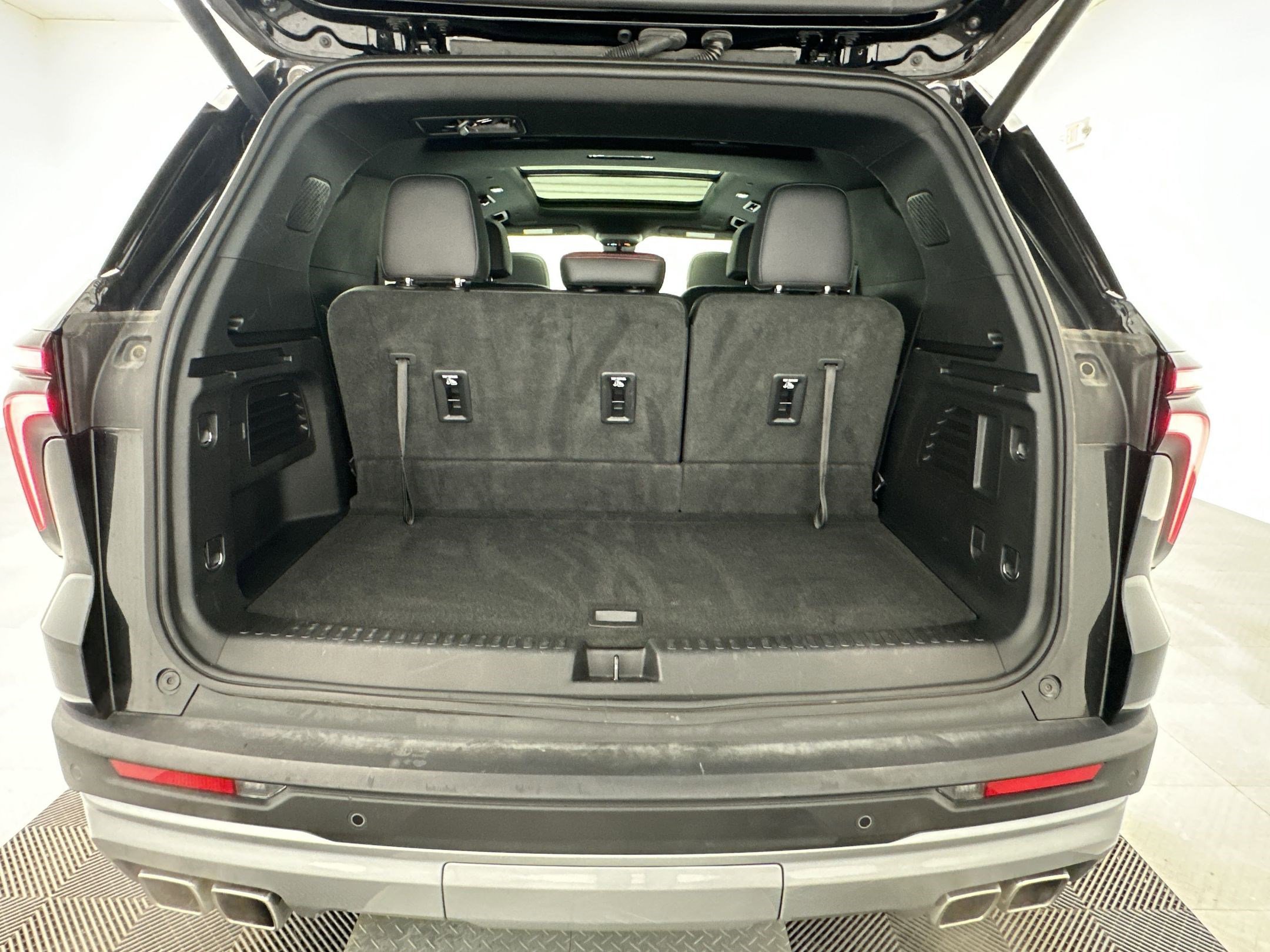 Certified 2025 Chevrolet Traverse Z71 w/ Enhanced Driving Package image 33