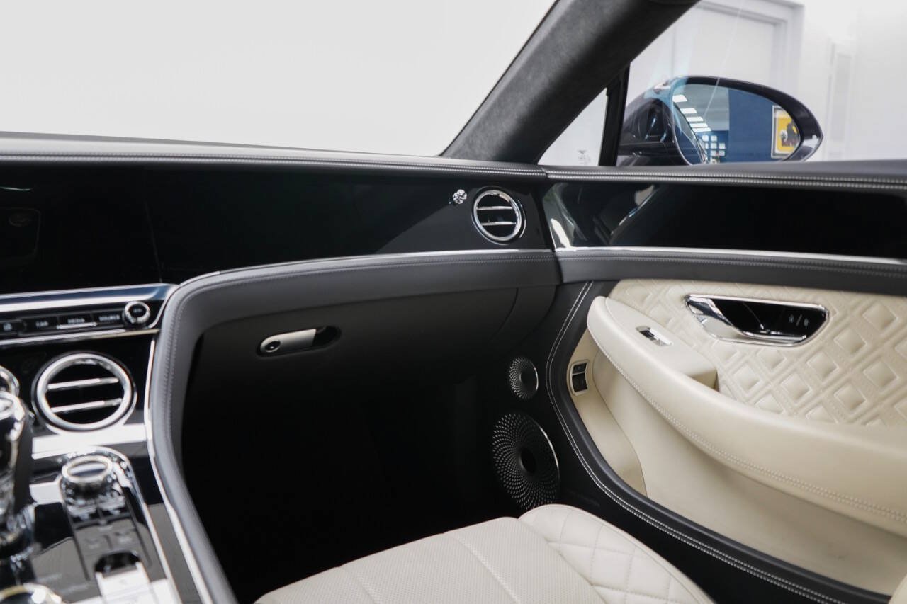 Used 2021 Bentley Continental GT AWD/4WD image 44