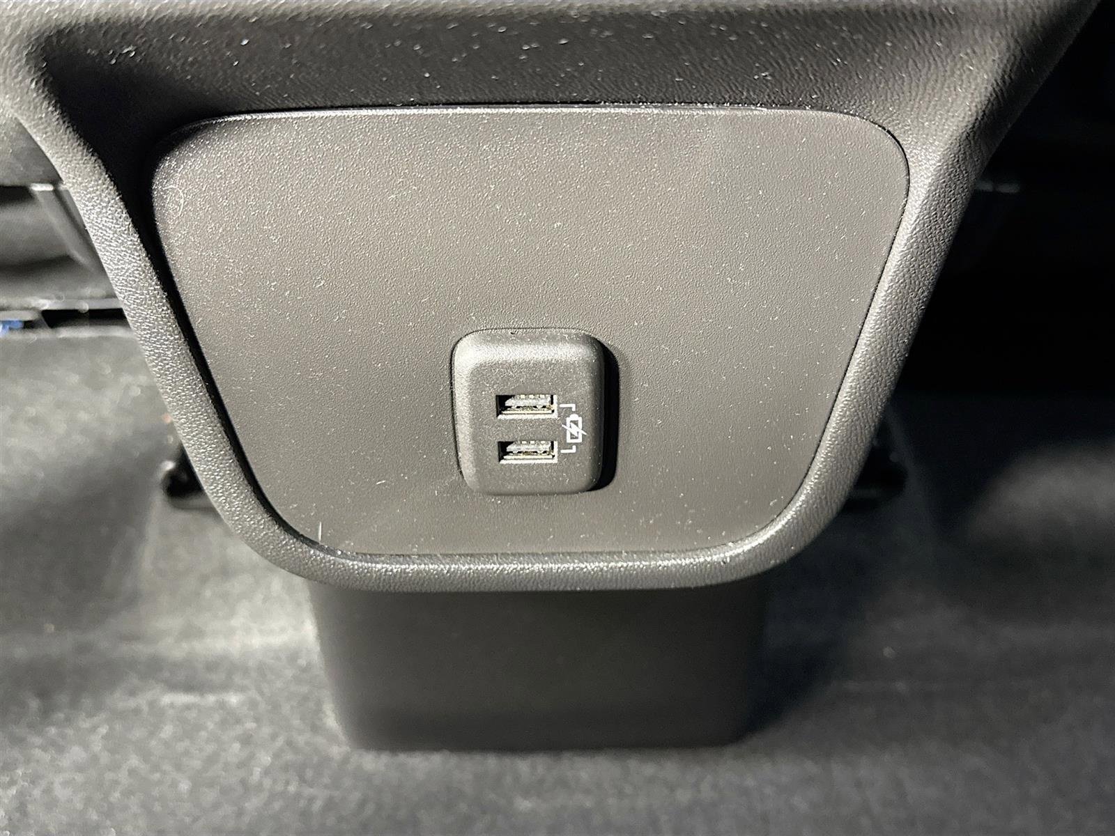 Certified 2023 GMC Terrain SLE w/ Driver Convenience Package image 25